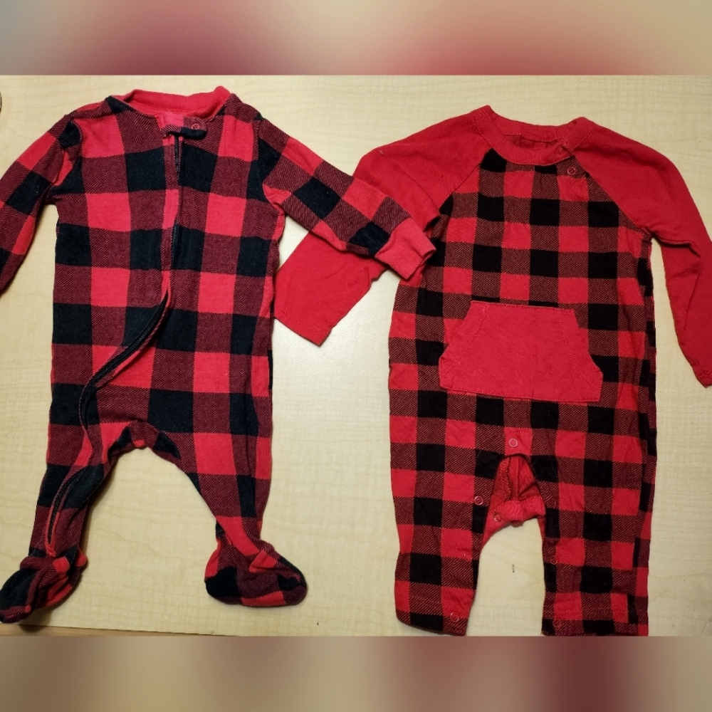 Infant Clothes Bundle - Picture 2 of 5
